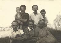family Sedoníkova