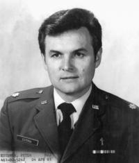 1981 - Petr Esterka, air force portrait
