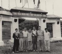 expedice Vietnam Nhung vlevo Vladimir třetí zleva