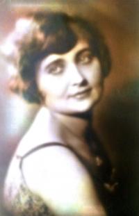 Eliška's mother Emílie Bartoňová before the war