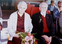 Rodiče Ludmila a Jaroslav Knápkovi během pětašedesátého výročí svatby v roce 1988
