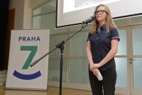 Viktoriya Mohish představuje Zlatu Černou, závěrečná prezentace Příběhů našich sousedů v Praze 7, květen 2017