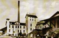 1970 - továrna v Rohatci-kolonii, v jejíž blízkosti prožil Zdeněk Bíza celý život