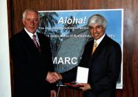 2006 - předávání Heveshyho medaile v USA, s profesorem Chattem