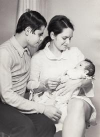 S manželkou Jaroslavou a dcerou Kamilou, 1970