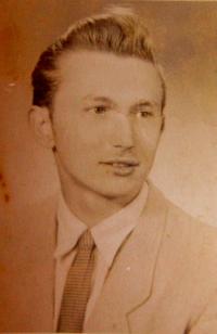 Agent CIC Lumír Pavlik with whom Bohumil Kovarik worked together