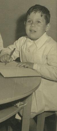 Gerardo Strejilevich, hermano de Nora Strejilevich (1954)