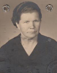 mother of Jaroslav Hrubeš