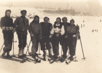 Skiing with friends, 1940--Věra Idan third from left