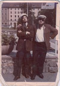 S Jiřím Kaiserem před odletem do Moskvy 1969. A. Dohalský vpravo.
