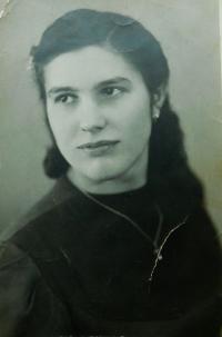 Anna Ringová (Lišková) v roce 1947