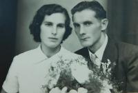 Wedding photo of Anna and Josef Liška in 1953