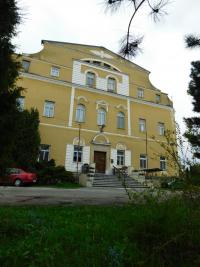 Chateau in Kobyle nad Vidnavkou, where Hedvika Wagnerová (Brixová) served in 1942-1946