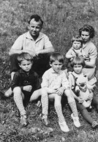 Husband Karger with children