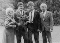 Emilie Konečná se syny a manželem Stanislavem