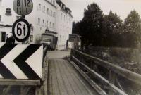 Můstek, Karlsfeld, Mnichov 1944, pamětník se tady schovával při náletech