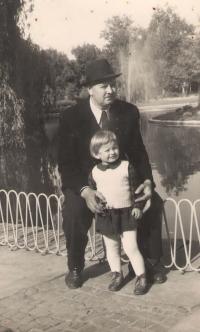 Father Slavoljuv and witness Ruza Kolacek, Danube's Park (Dunavbski Park), Novi Sad, 1959