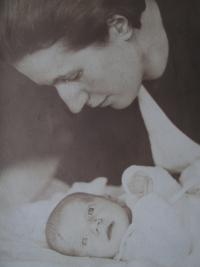 Matka Alžbeta s dcérou Zuzanou