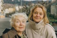 Eda Kriseová s maminkou v 90. letech