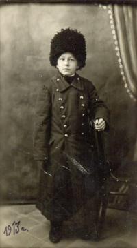 Otec Angely Bajnokovej Roman Jankevič ako 11-ročný chlapec v Mandžusku (1913)