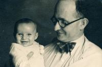 S tatínkem, květen 1937