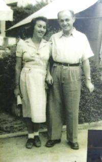 Ruth a Josef Mittelmannovi. Izrael, 50. léta 20. století.
