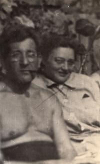 Rodiče, 1941