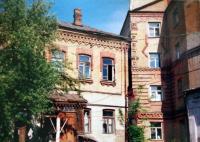 Dům, ve kterém byla česká škola v Rovně, kterou pamětnice navštěvovala 