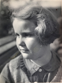 Eva Kotková, portrét, Praha 1938
