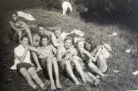 Mládí 1943