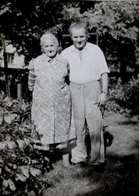 Prababička Hedvika Sweden and her son Wratislav