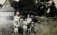 Grandparents Josef and Bozena Kasparides with grandchildren Ludmila, Radslava and Simon