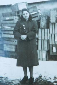 Sister of her husband Hana Buxbaum, who survived Terezín, Auschwitz and Bergen-Belsen